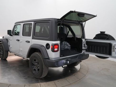 Used 2024 Jeep Wrangler Sport image 48