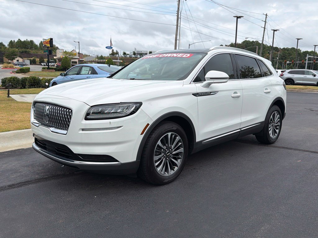 Used 2022 Lincoln Nautilus Reserve w/ Luxury Package FWD image 4