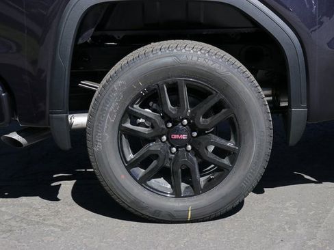 New 2026 GMC Sierra 1500 Elevation image 8