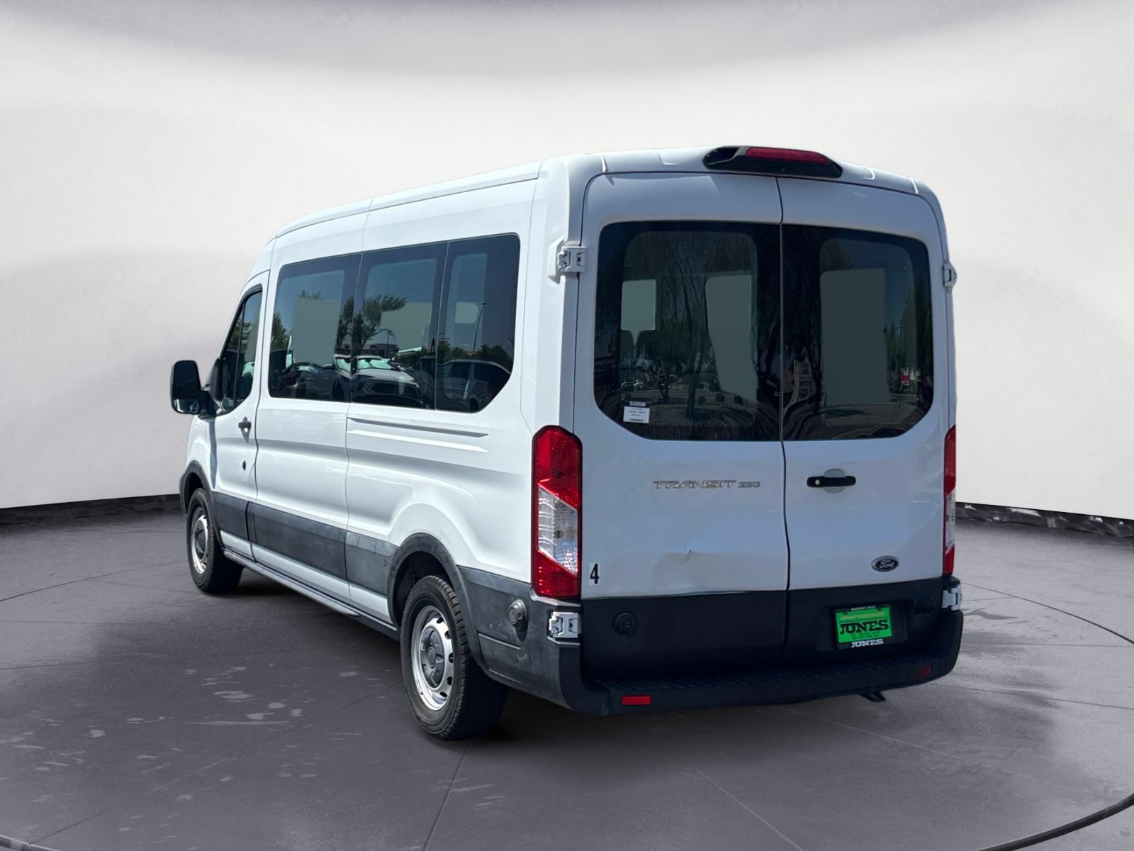 Used 2019 Ford Transit 350 XL RWD image 4