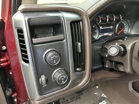Used 2017 Chevrolet Silverado 1500 LTZ image 21