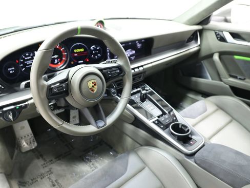 Used 2020 Porsche 911 Carrera 4S AWD/4WD image 25