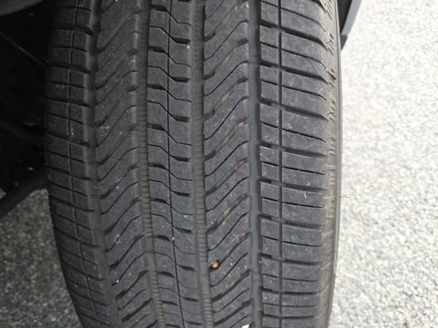 Used 2026 GMC Sierra 1500 Elevation image 12