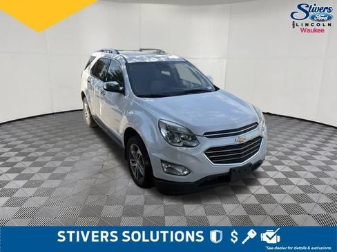 Used 2017 Chevrolet Equinox Premier w/ Enhanced Convenience Package FWD image 3