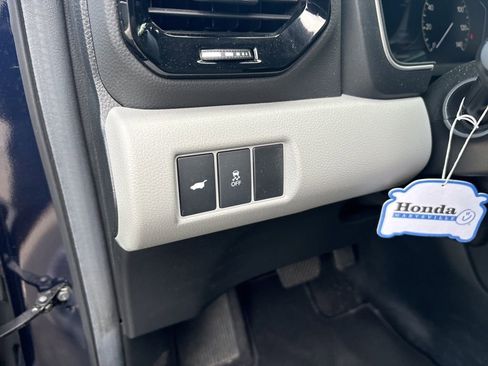 Used 2024 Honda Pilot EX-L image 18