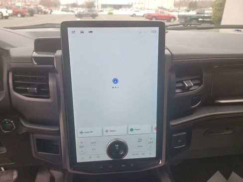 Used 2023 Ford Expedition Platinum image 20