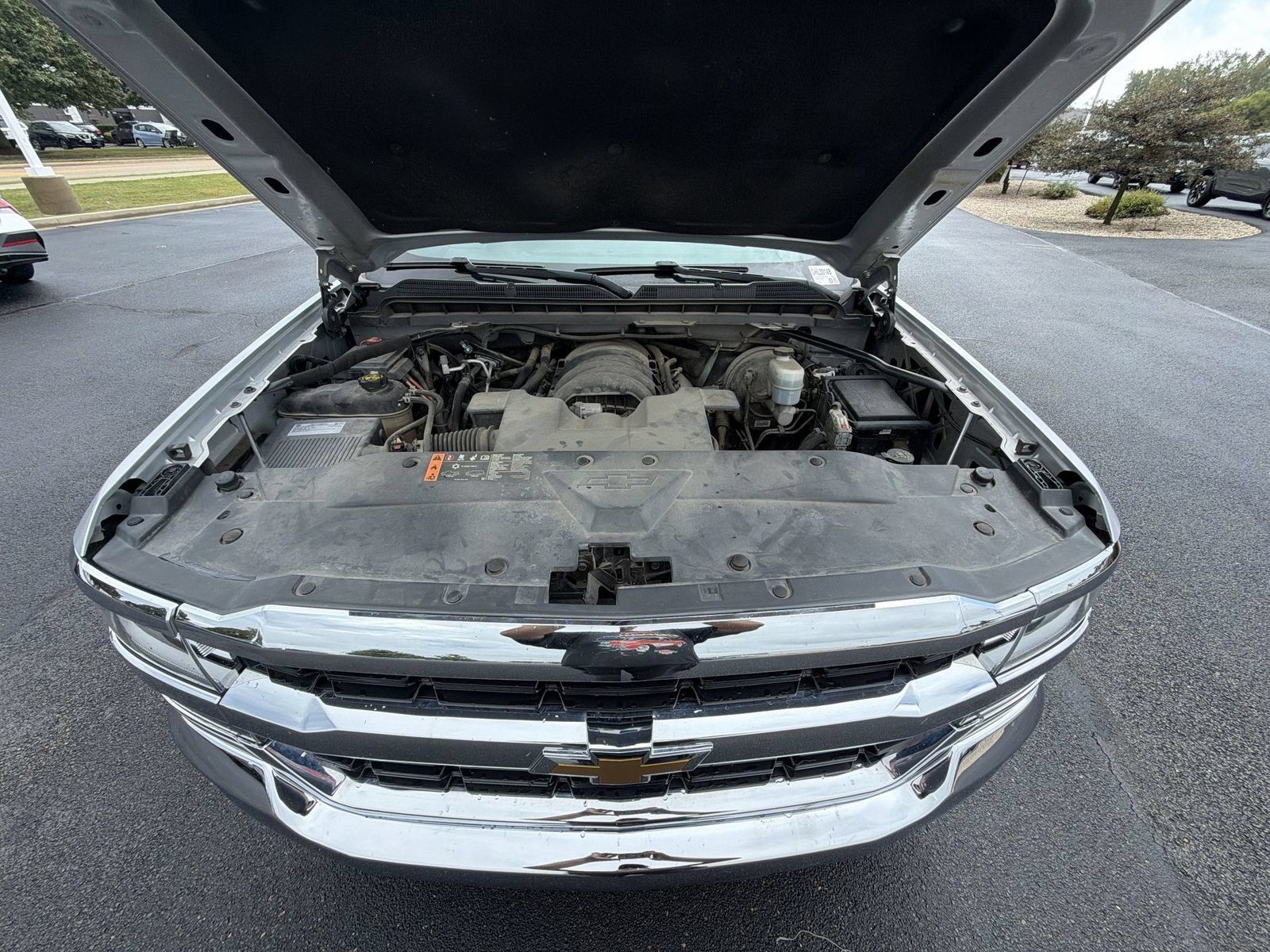 Used 2018 Chevrolet Silverado 1500 LT w/ All Star Edition AWD/4WD image 26