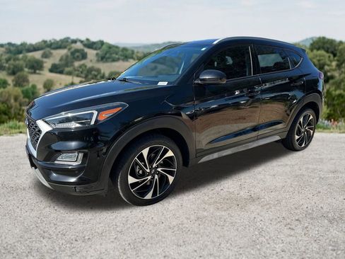 Used 2021 Hyundai Tucson Sport w/ Cargo Package FWD image 3