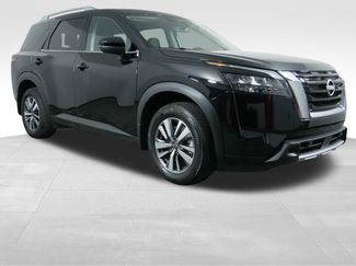 Used 2025 Nissan Pathfinder SL AWD/4WD video 2
