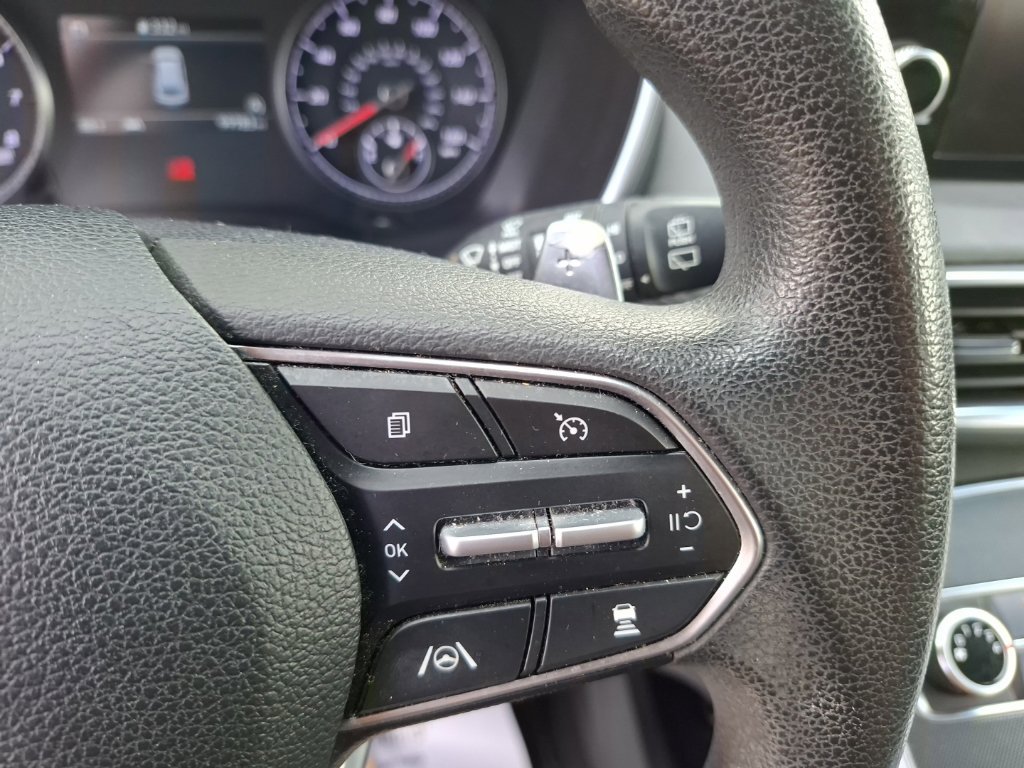 Used 2022 Hyundai Santa Fe SEL FWD image 19