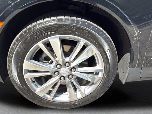 Certified 2024 Cadillac XT5 Premium Luxury w/ Technology Package AWD/4WD image 13
