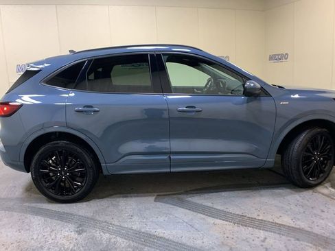 Used 2023 Ford Escape ST-Line Elite image 2