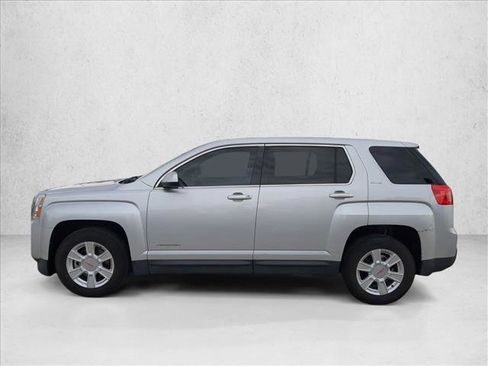 Used 2011 GMC Terrain SLE image 9