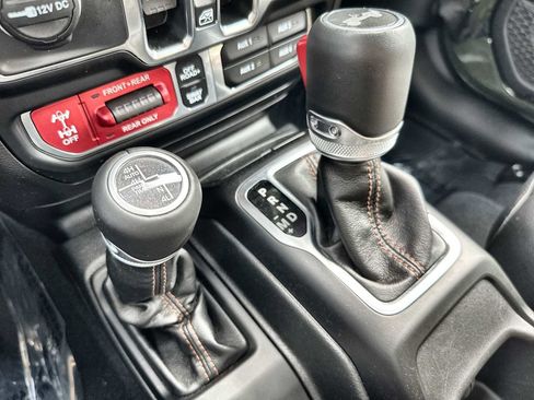 Used 2023 Jeep Wrangler Rubicon 392 image 29