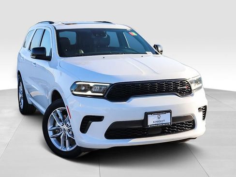 Used 2024 Dodge Durango GT AWD/4WD image 2