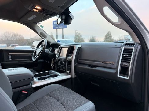 Used 2017 RAM 1500 Big Horn image 36