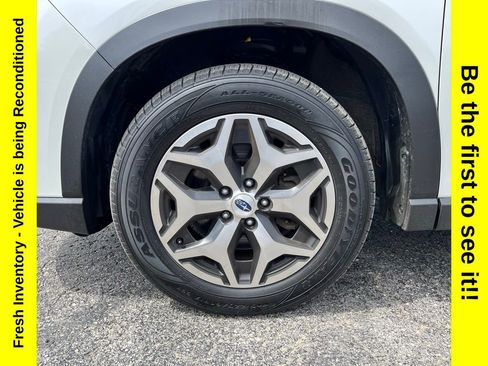 Used 2020 Subaru Forester Premium AWD/4WD image 27