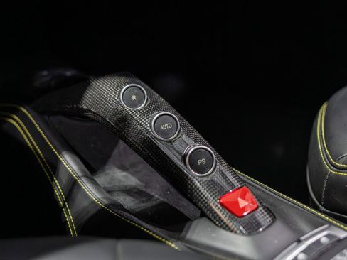 Used 2018 Ferrari 488 GTB RWD image 48