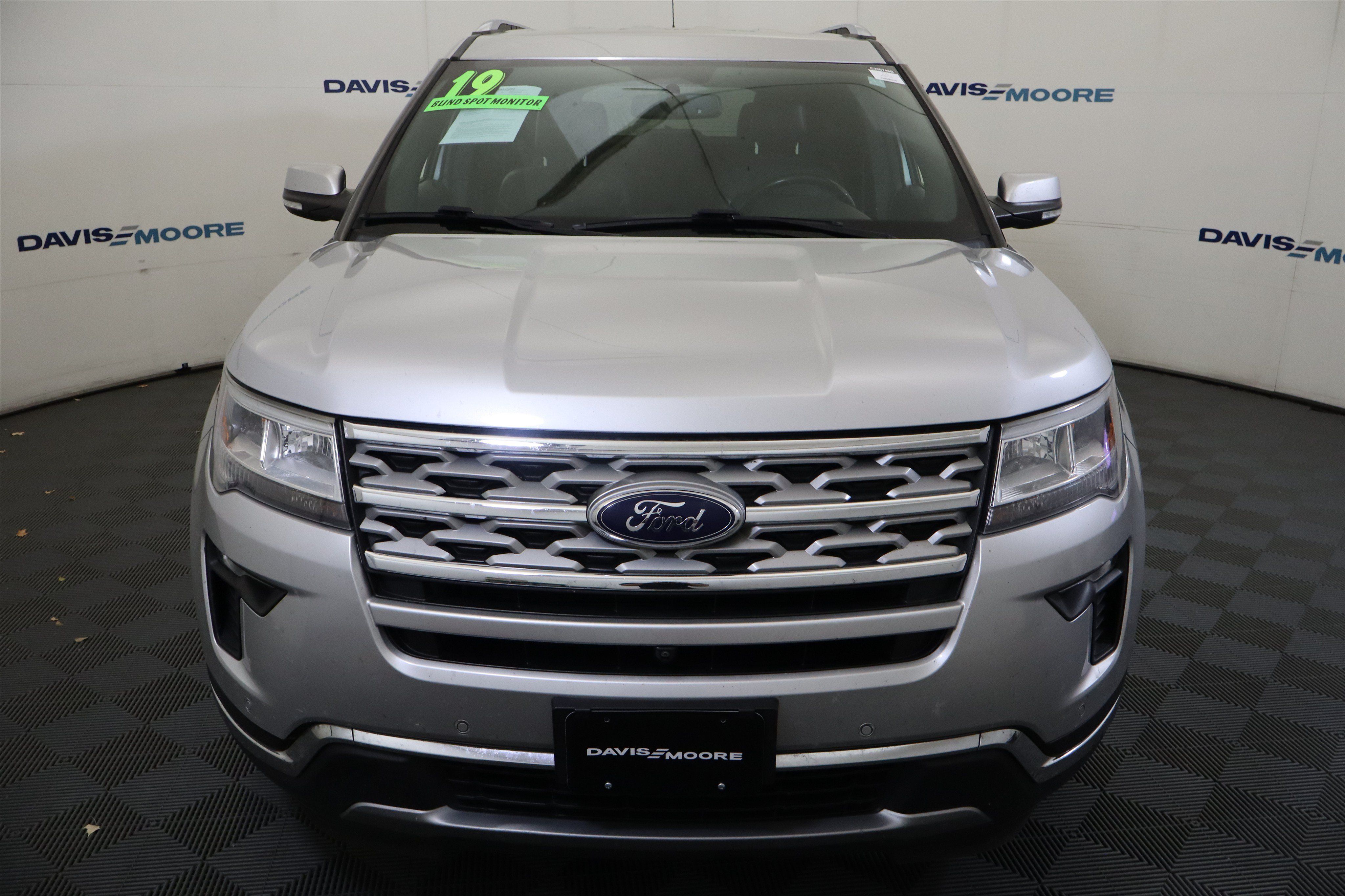 Used 2019 Ford Explorer Limited w/ Class III Trailer Tow Package AWD/4WD image 14