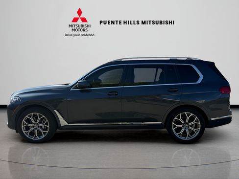 Used 2022 BMW X7 xDrive40i w/ Premium Package AWD/4WD image 8