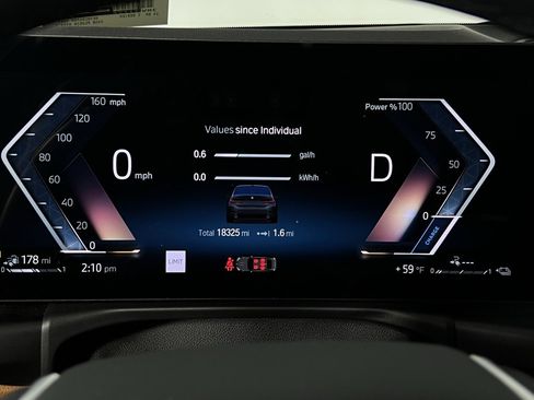 Used 2024 BMW 330e image 13