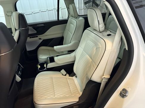 Used 2020 Lincoln Aviator Black Label w/ Dynamic Handling Package image 25