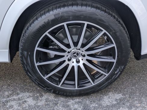 New 2026 Mercedes-Benz GLS 450 4MATIC image 18