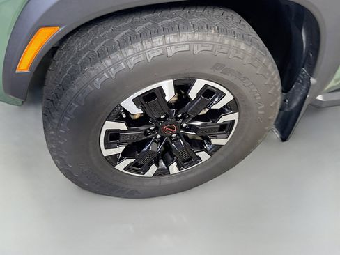 Used 2024 Nissan Frontier PRO-4X w/ Pro Convenience Package AWD/4WD image 14