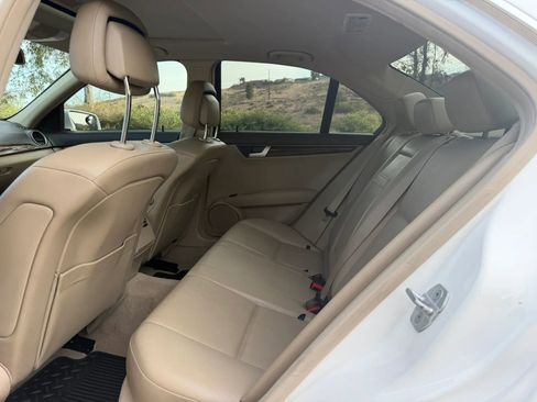 Used 2013 Mercedes-Benz C 250 Sedan image 15