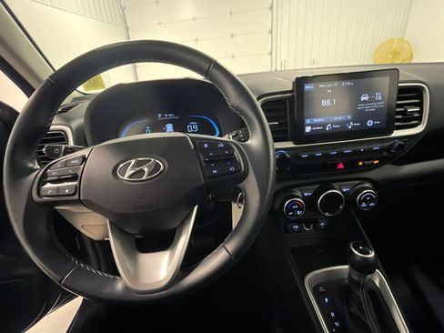 Used 2023 Hyundai Venue SEL w/ Cargo Package FWD image 30
