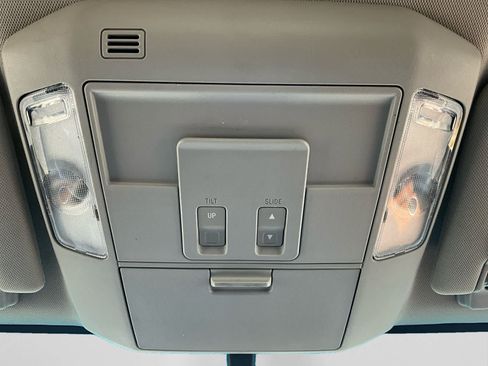 Used 2015 Toyota Tundra 1794 Edition AWD/4WD image 16