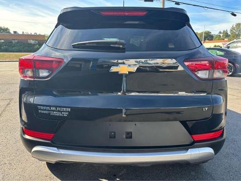 Used 2025 Chevrolet TrailBlazer LT AWD/4WD image 7