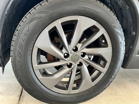 Used 2016 Nissan Rogue SL image 12