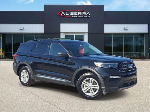 Used 2021 Ford Explorer XLT w/ Equipment Group 202A AWD/4WD image 1