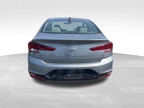 Used 2019 Hyundai Elantra SEL image 6