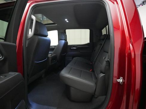Used 2024 Chevrolet Silverado 1500 LT Trail Boss w/ Convenience Package II AWD/4WD image 15