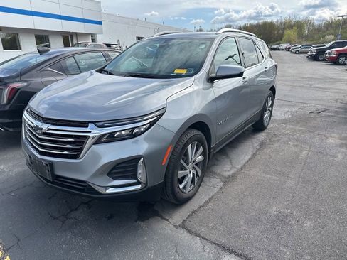 Used 2024 Chevrolet Equinox Premier w/ LPO, Floor Liner Package AWD/4WD image 5