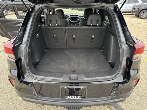 Certified 2023 Chevrolet TrailBlazer RS w/ Convenience Package image 16
