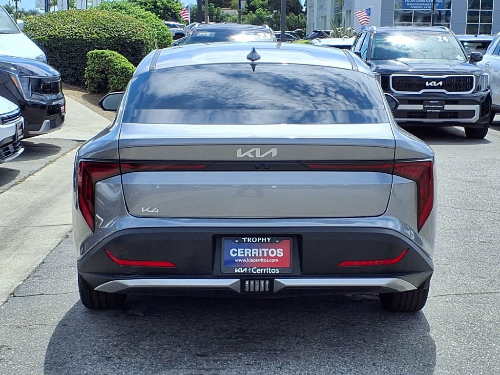 Certified 2025 Kia K4 FWD image 4