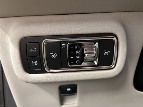 New 2026 Lincoln Nautilus Premier w/ Equipment Group 102A image 22