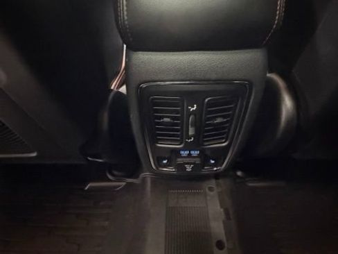 Used 2019 Jeep Grand Cherokee Trailhawk w/ Trailhawk Luxury Group AWD/4WD image 28