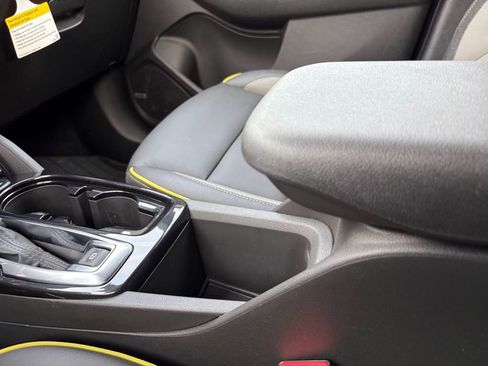 New 2025 Chevrolet TrailBlazer ACTIV w/ Convenience Package image 2