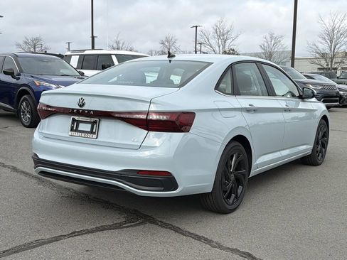 New 2026 Volkswagen Jetta SE image 5