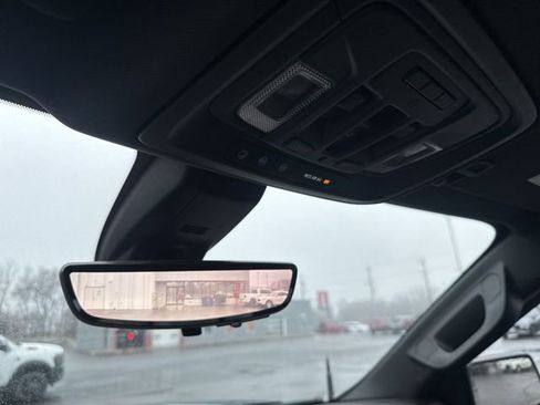 Used 2019 GMC Sierra 1500 AT4 w/ AT4 Premium Package image 19