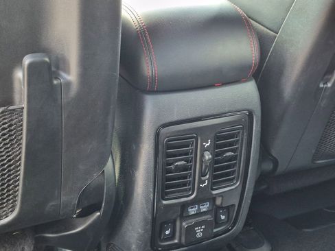 Used 2025 Dodge Durango GT AWD/4WD image 27