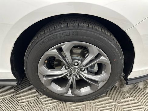 Used 2024 Honda Accord EX image 13