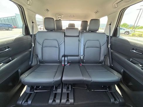 New 2026 Nissan Pathfinder SL AWD/4WD image 35