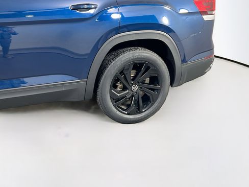 Used 2023 Volkswagen Atlas SE AWD/4WD image 30