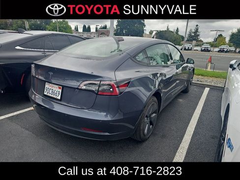 Used 2022 Tesla Model 3 RWD image 2