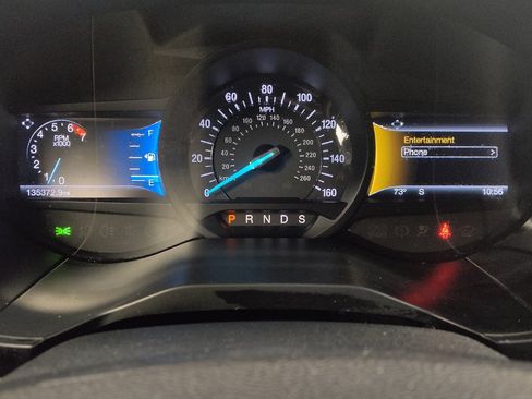 Used 2016 Ford Edge Titanium FWD image 23
